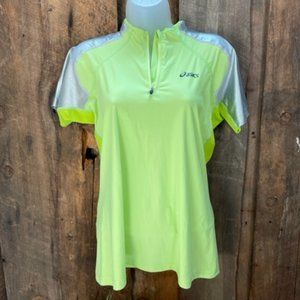 Asics Active Top with Silver Reflection Fabric on Shoulders - Size Medium